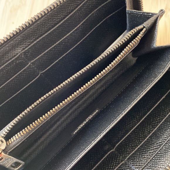 Dolce & Gabbana Calfskin round zip lung wallet - Picture 5 of 10